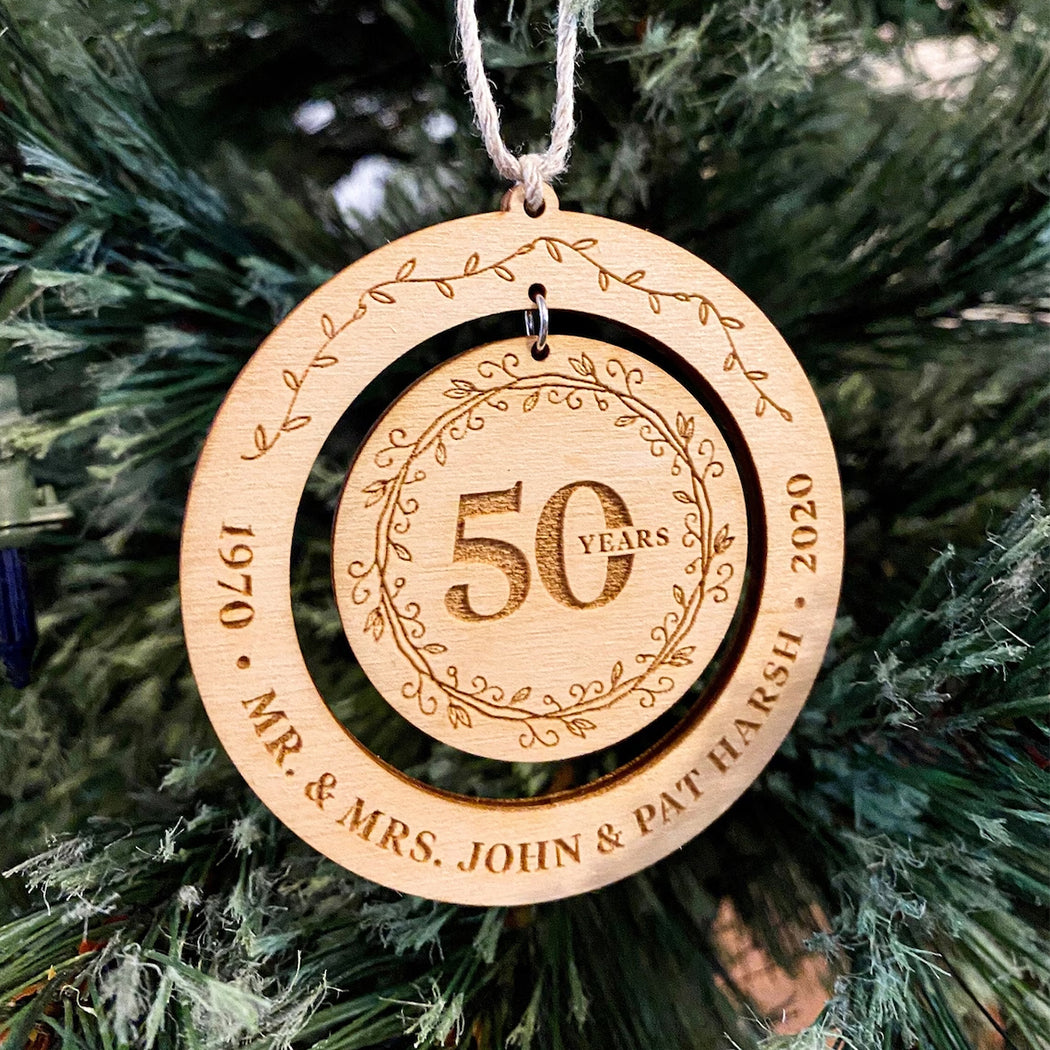 Alles Gute zum Jahrestag – Geschenk für Freundin, Freund – Personalisierter 2-teiliger Holzschmuck