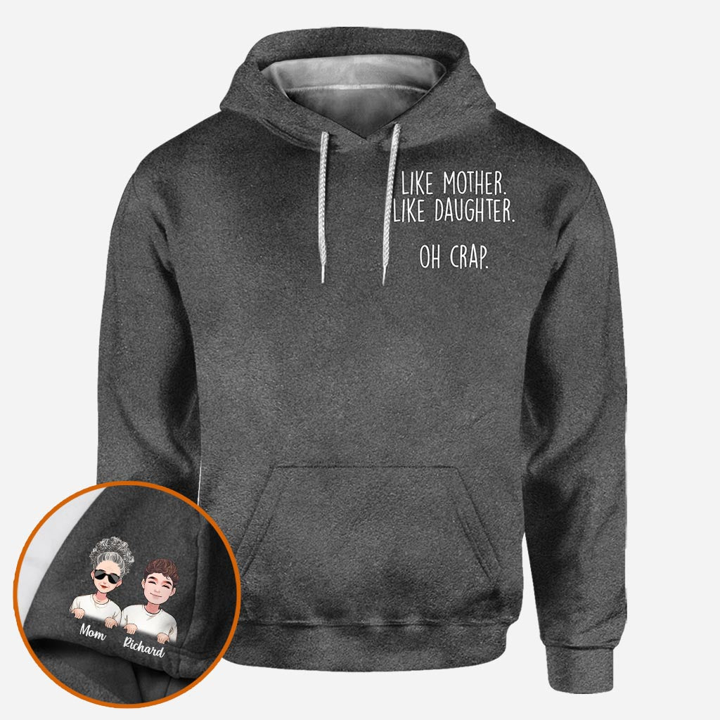 Wie die Mutter, so die Tochter – Geschenk für Mama, Tochter, Sohn, Kleinkind – Kind (2–16 Jahre) – Personalisiertes T-Shirt mit Rundum-Print