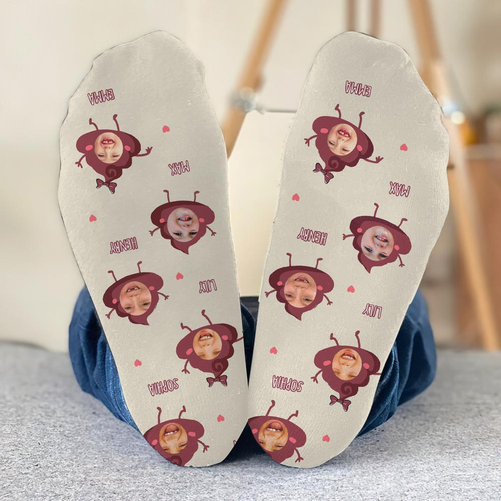 Daddy Little Shits – Geschenk für Papa, Oma, Opa, Mama, Onkel, Tante, Bruder, Schwester – Personalisierte Socken