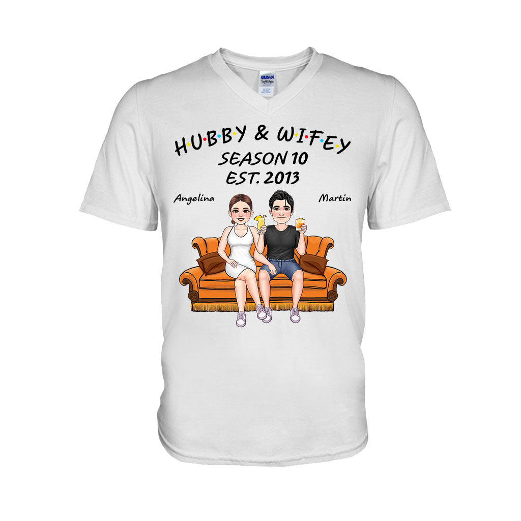 Ehemann und Ehefrau – Personalisiertes T-Shirt und Hoodie für Ehepaare