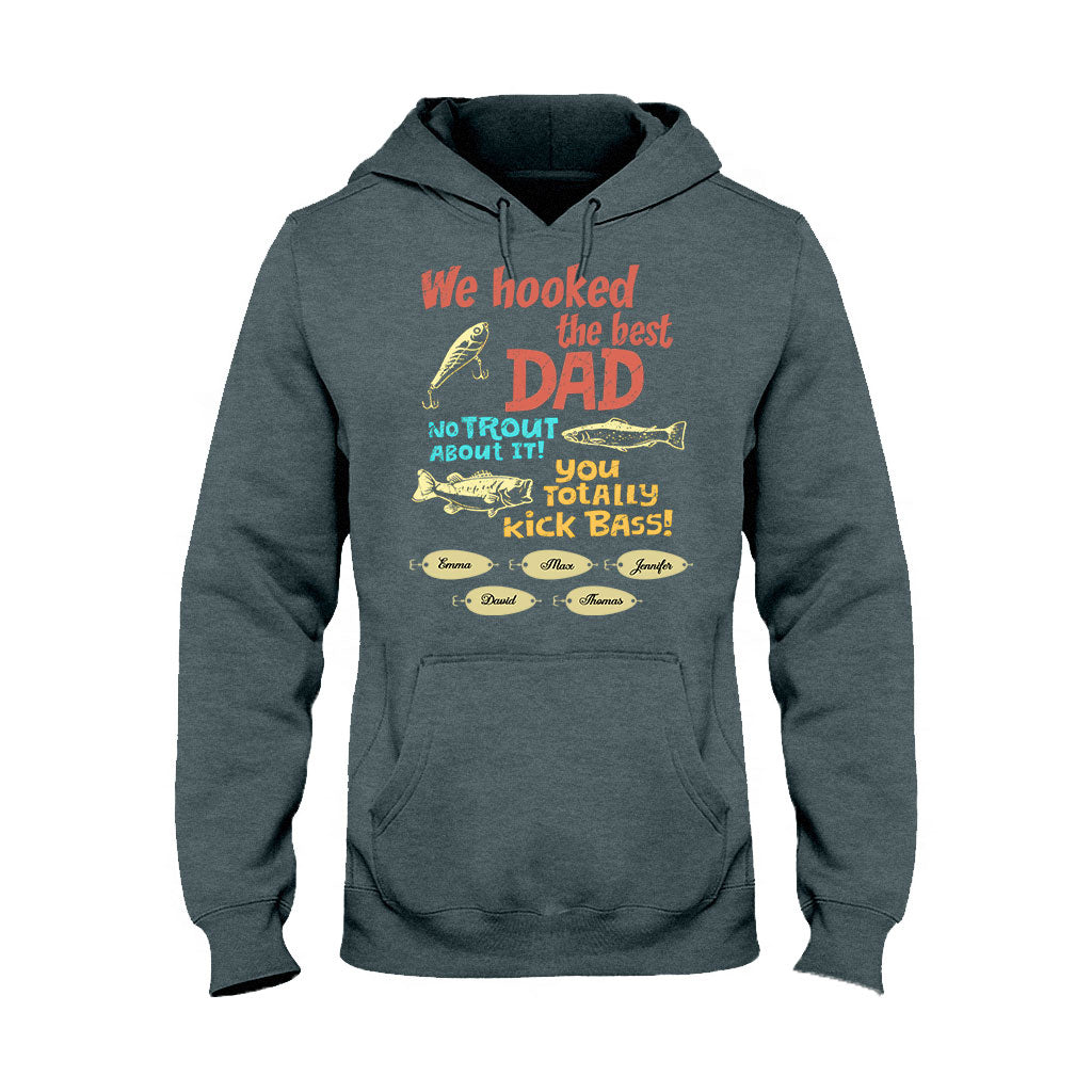 Wir haben den besten Papa an Land gezogen – personalisiertes Angel-T-Shirt & Hoodie