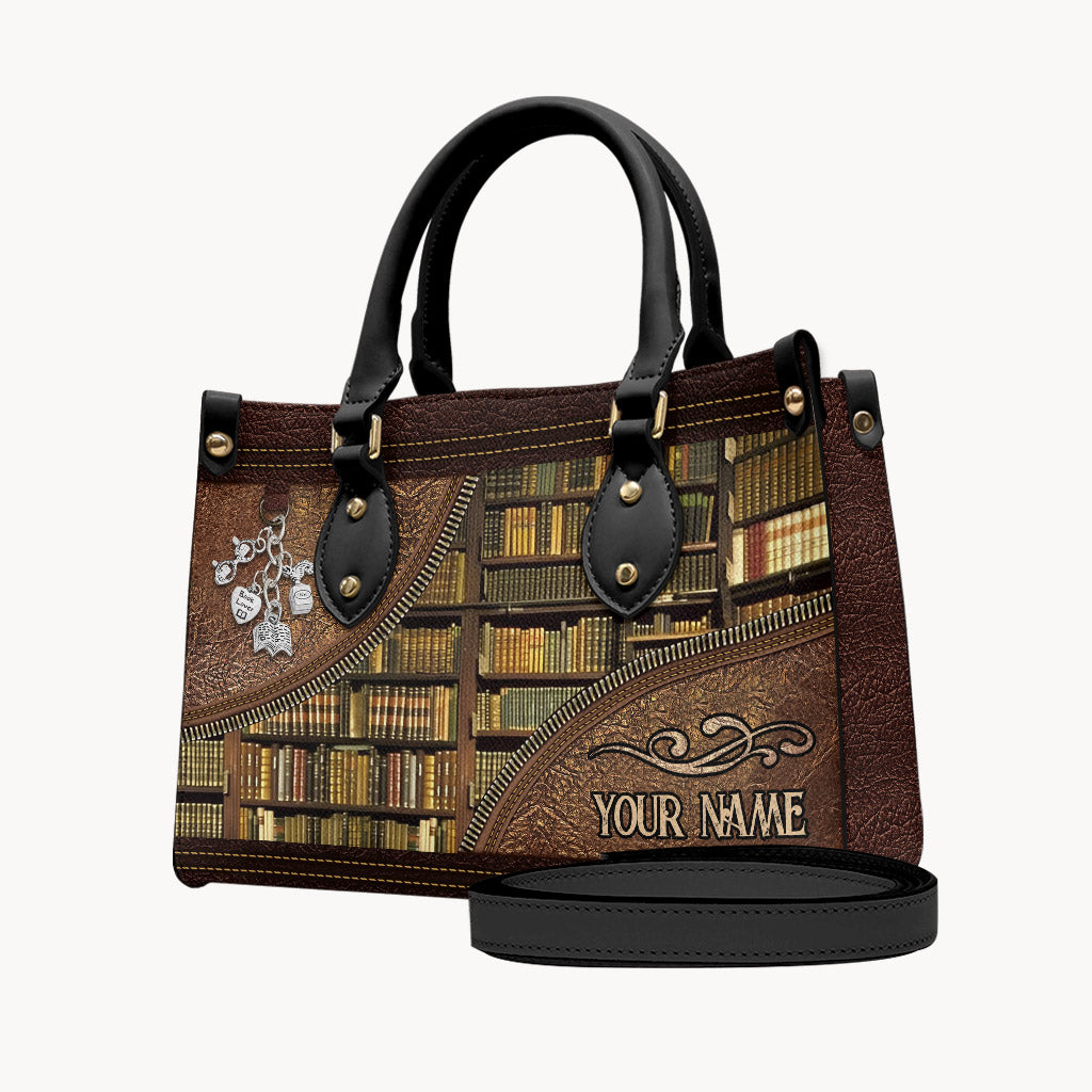Bibliothek – Personalisierte Lederhandtasche im Bibliothekarinnen-Stil