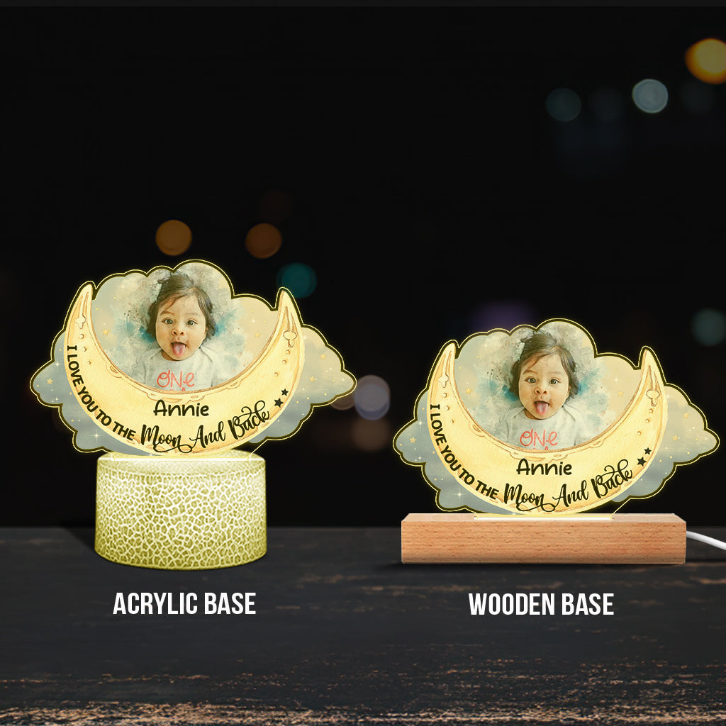 Ich liebe dich bis zum Mond und zurück – Personalisierte, kindförmige Plakettenleuchte