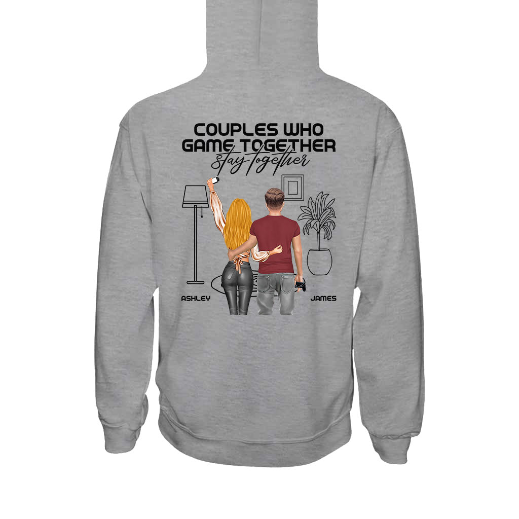 Gemeinsam zocken – Paare bleiben zusammen – Personalisiertes Videospiel-T-Shirt und Hoodie