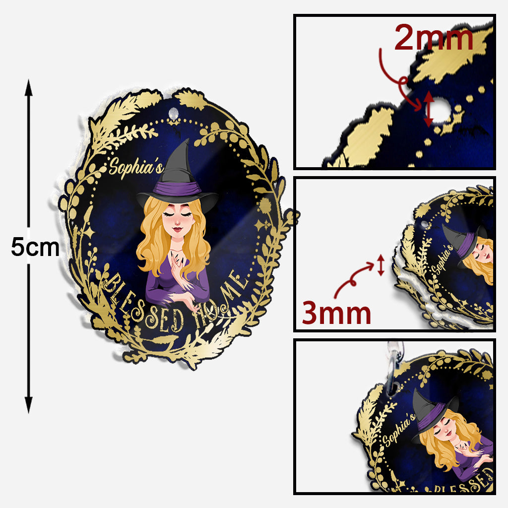 Gesegnetes Zuhause – Personalisierter Hexen-Schlüsselanhänger