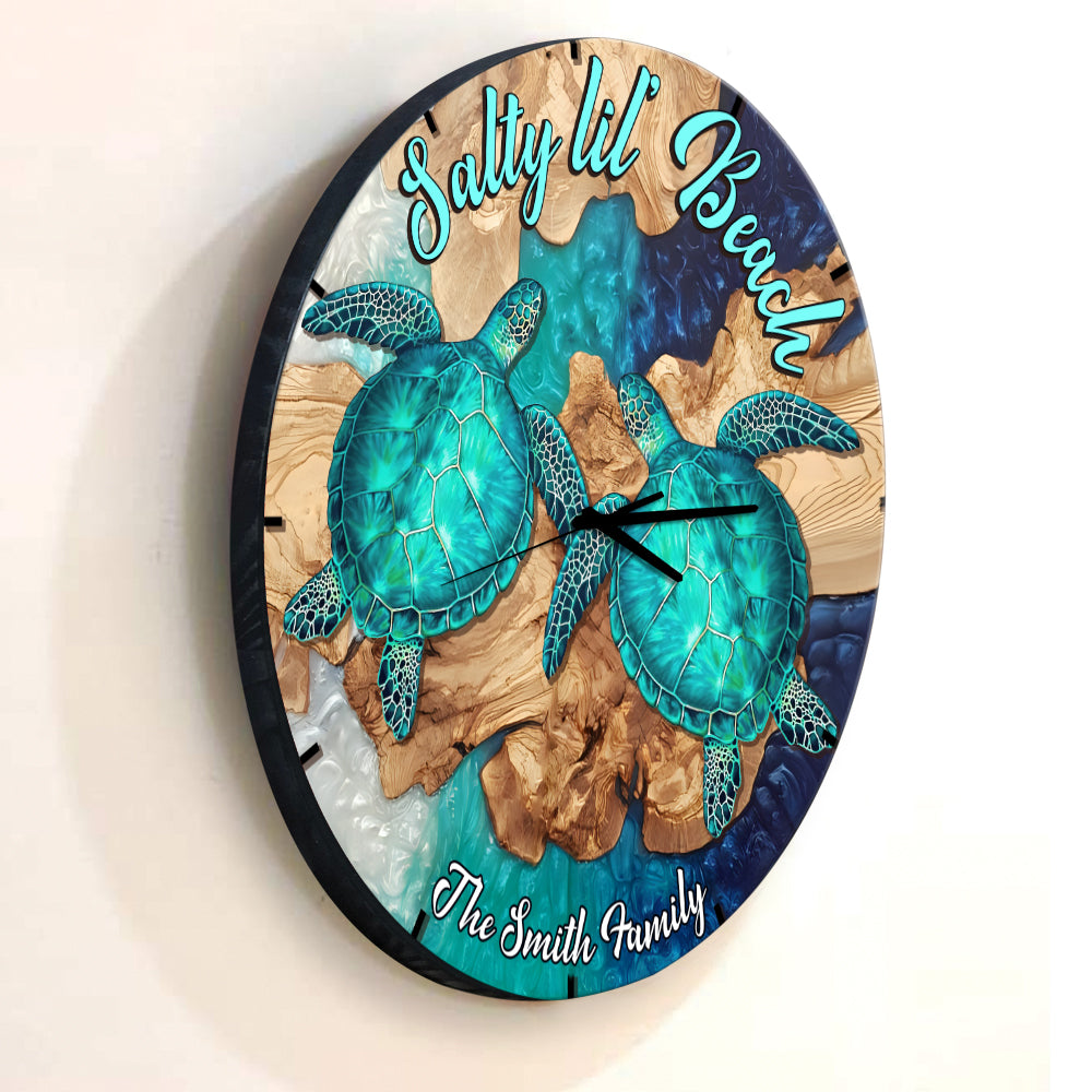 Salty Lil' Beach - Personalisierte Schildkröten-Wanduhr