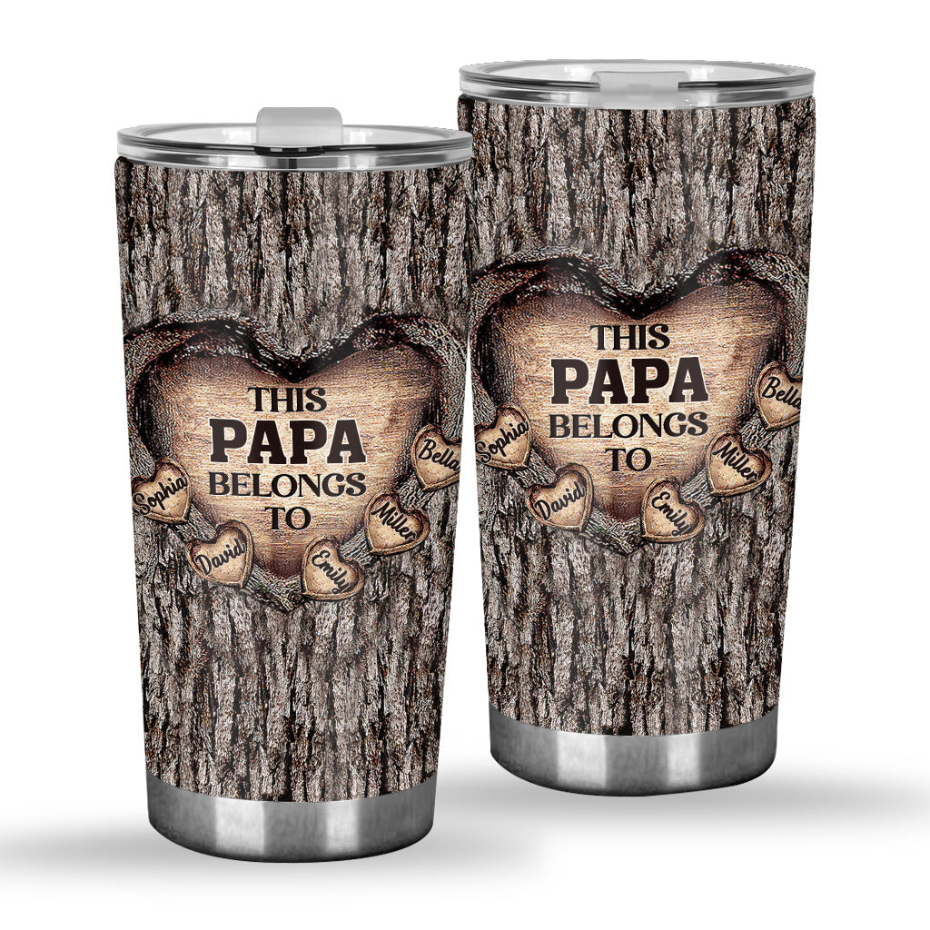 Papas Herz – Geschenk für Papa, Oma, Opa, Mama, Onkel, Tante, Bruder, Schwester – Personalisierter Trinkbecher