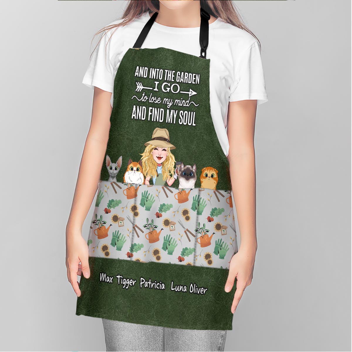 Und ab in den Garten! – Gartengeschenk für Mama, Ehefrau, Freundin, Oma, Hundeliebhaberin, Katzenliebhaberin – Personalisierte Schürze