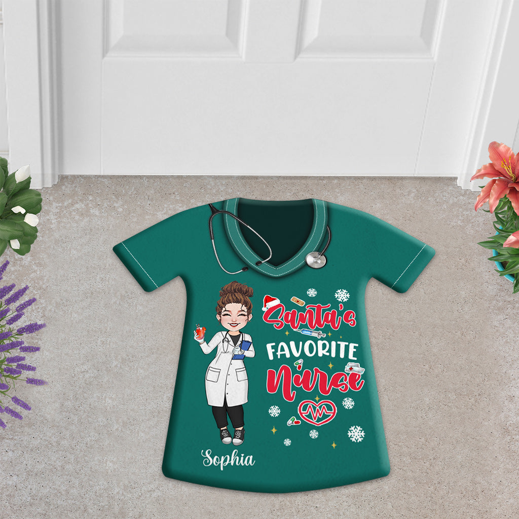 Santas Lieblingskrankenschwester – Personalisierte Fußmatte in Form einer Krankenschwester