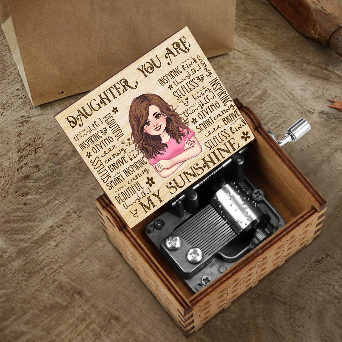 Mama, du bist mein Sonnenschein – Geschenk für Mama, Oma, Tochter, Ehefrau, Tante – Personalisierte Spieluhr mit Handkurbel