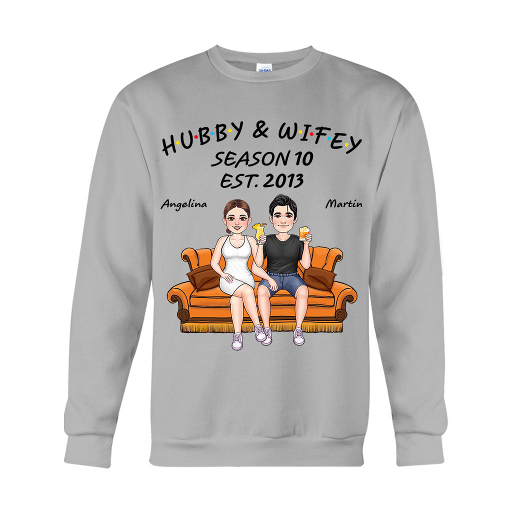 Ehemann und Ehefrau – Personalisiertes T-Shirt und Hoodie für Ehepaare