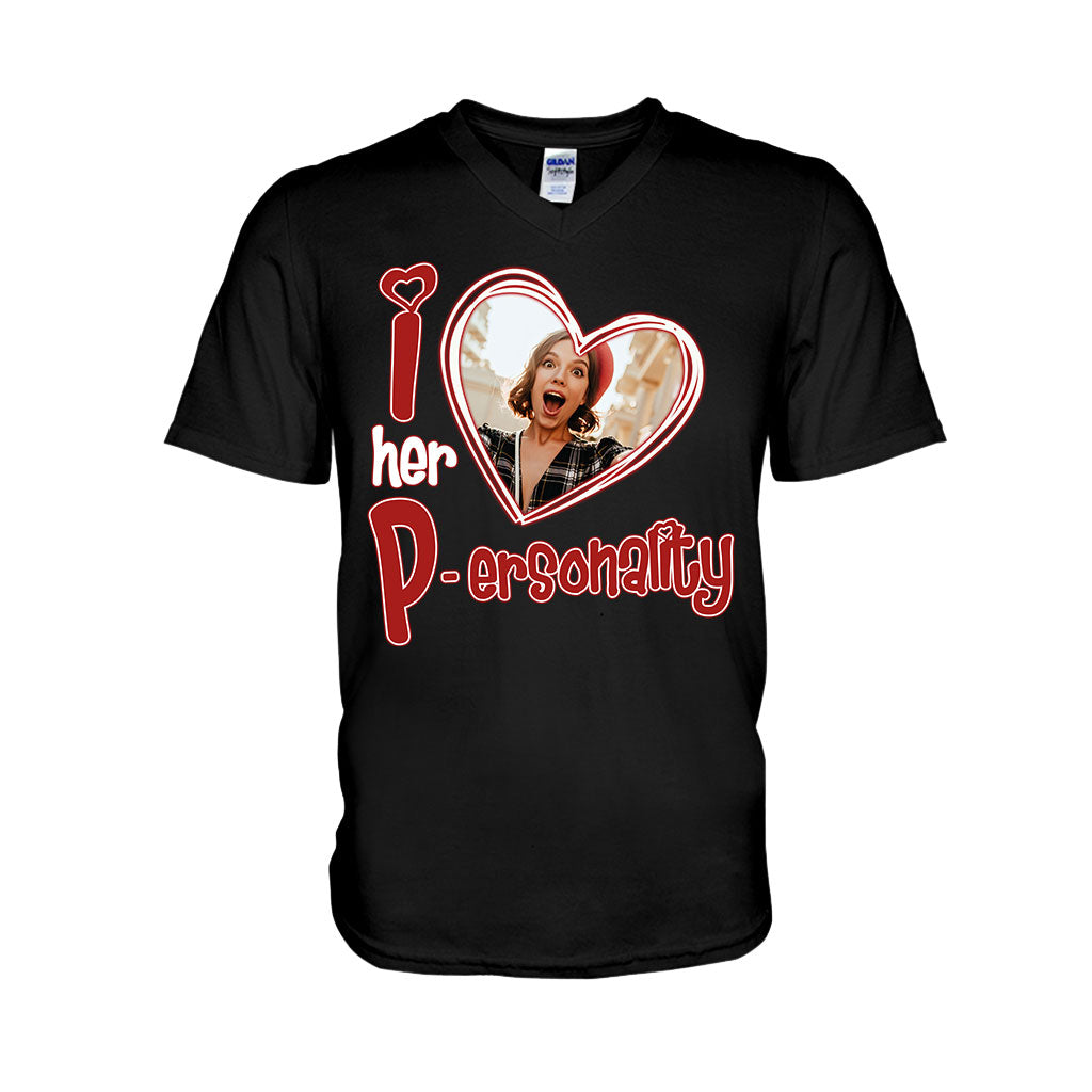 Ich liebe ihre Persönlichkeit, ich liebe seine Hingabe. Jeder Foto-Upload möglich – personalisiertes Partner-T-Shirt und Hoodie