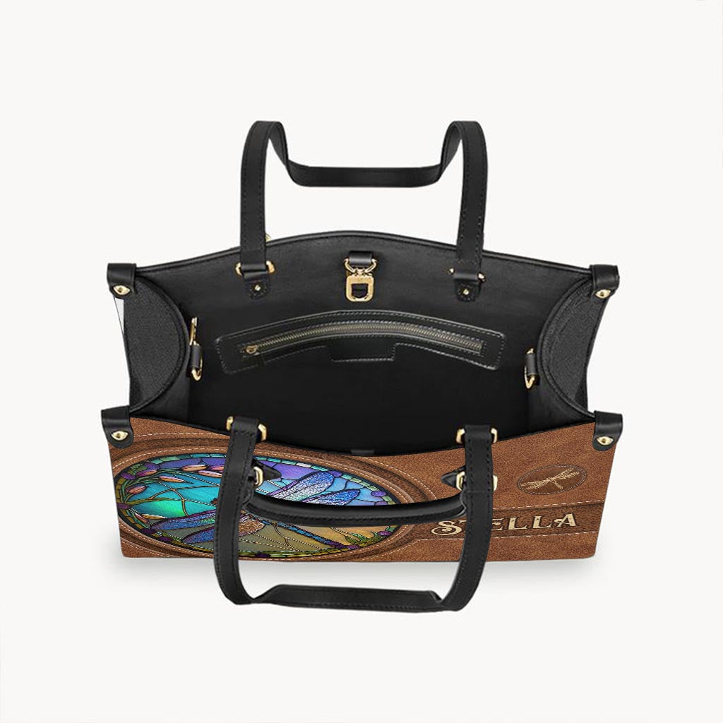 Libelle aus Buntglas - Personalisierte Libellen-Lederhandtasche