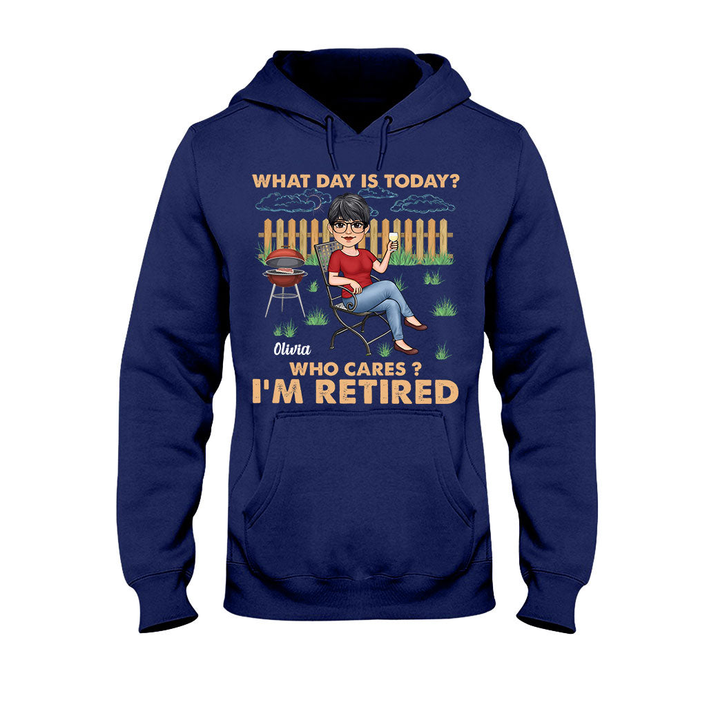 Welcher Tag ist heute? Wen interessiert's? - Personalisiertes T-Shirt und Hoodie für Rentner