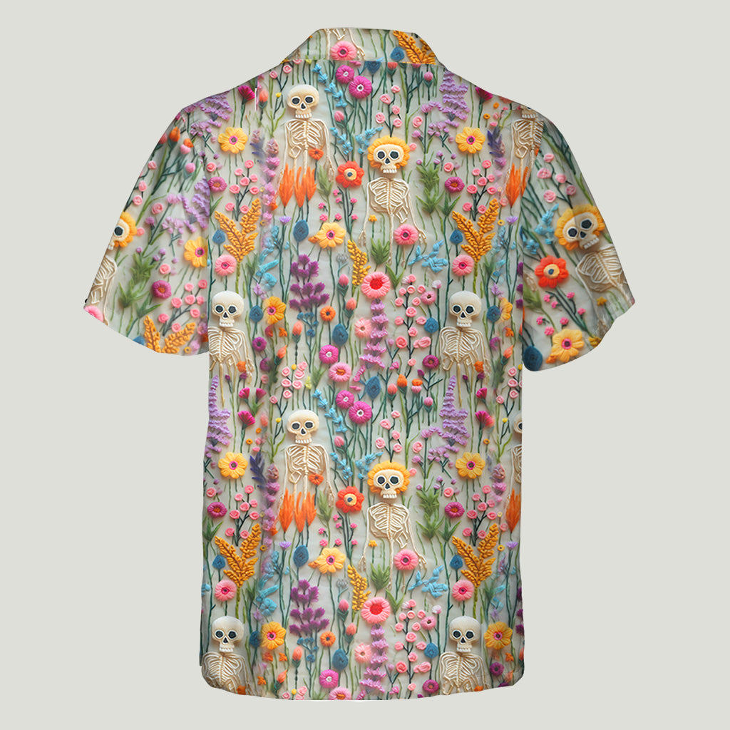 Personalisiertes Totenkopf-Hawaiihemd mit Blumen-Skelett-Motiv