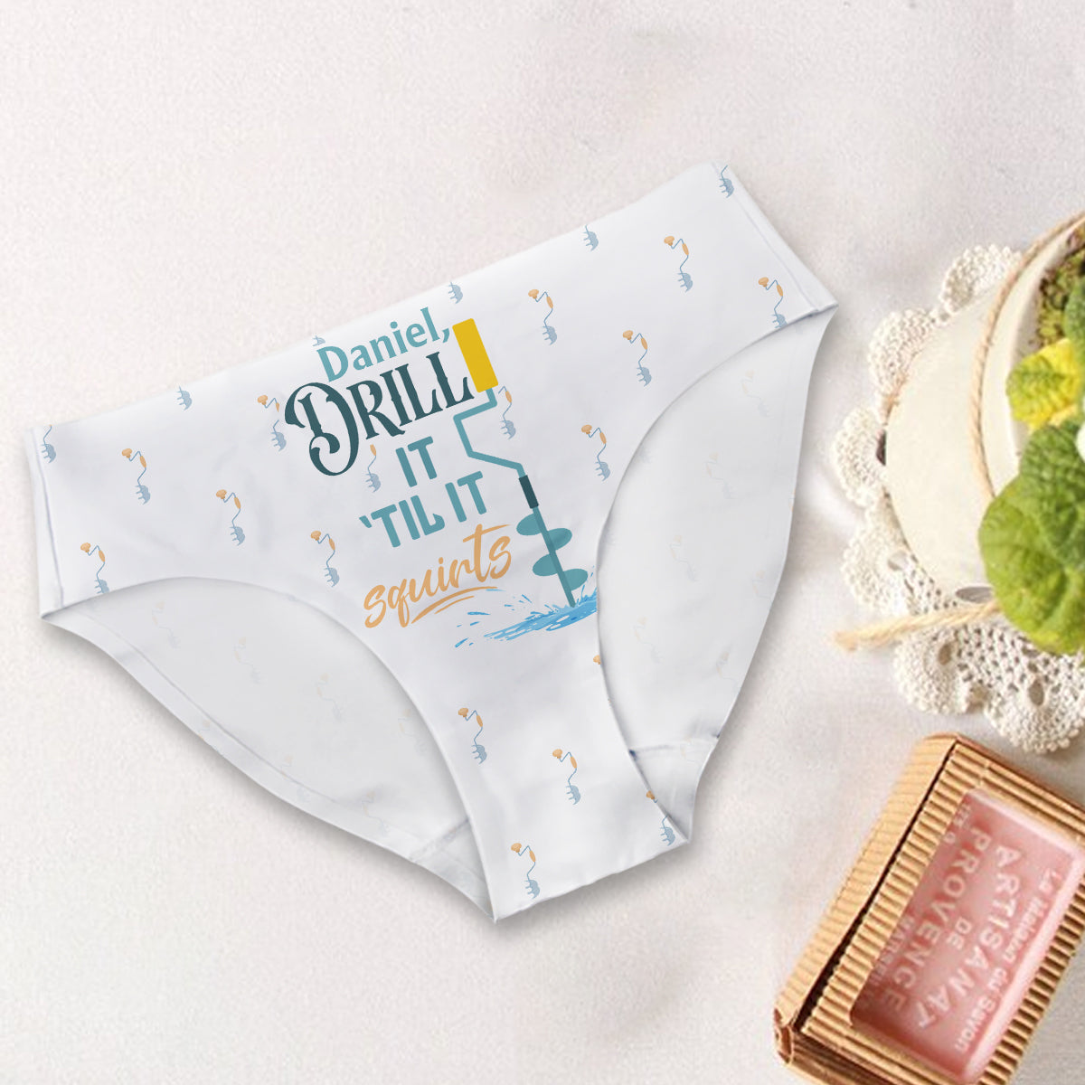Drill Till It Squirt - Personalisierte Angel-Damen-Slips