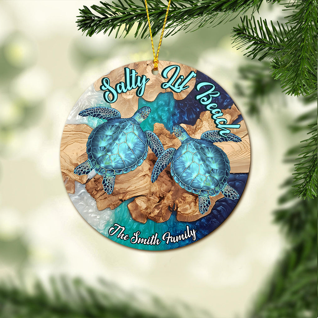 Salty Lil' Beach – Personalisierter Schildkröten-Anhänger