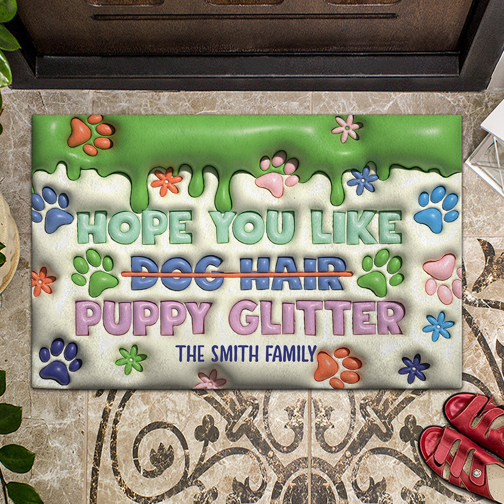 Hoffentlich gefällt dir die personalisierte Hunde-Fußmatte mit Glitzer aus Hunde- und Katzenhaaren – perfekt für unterwegs!