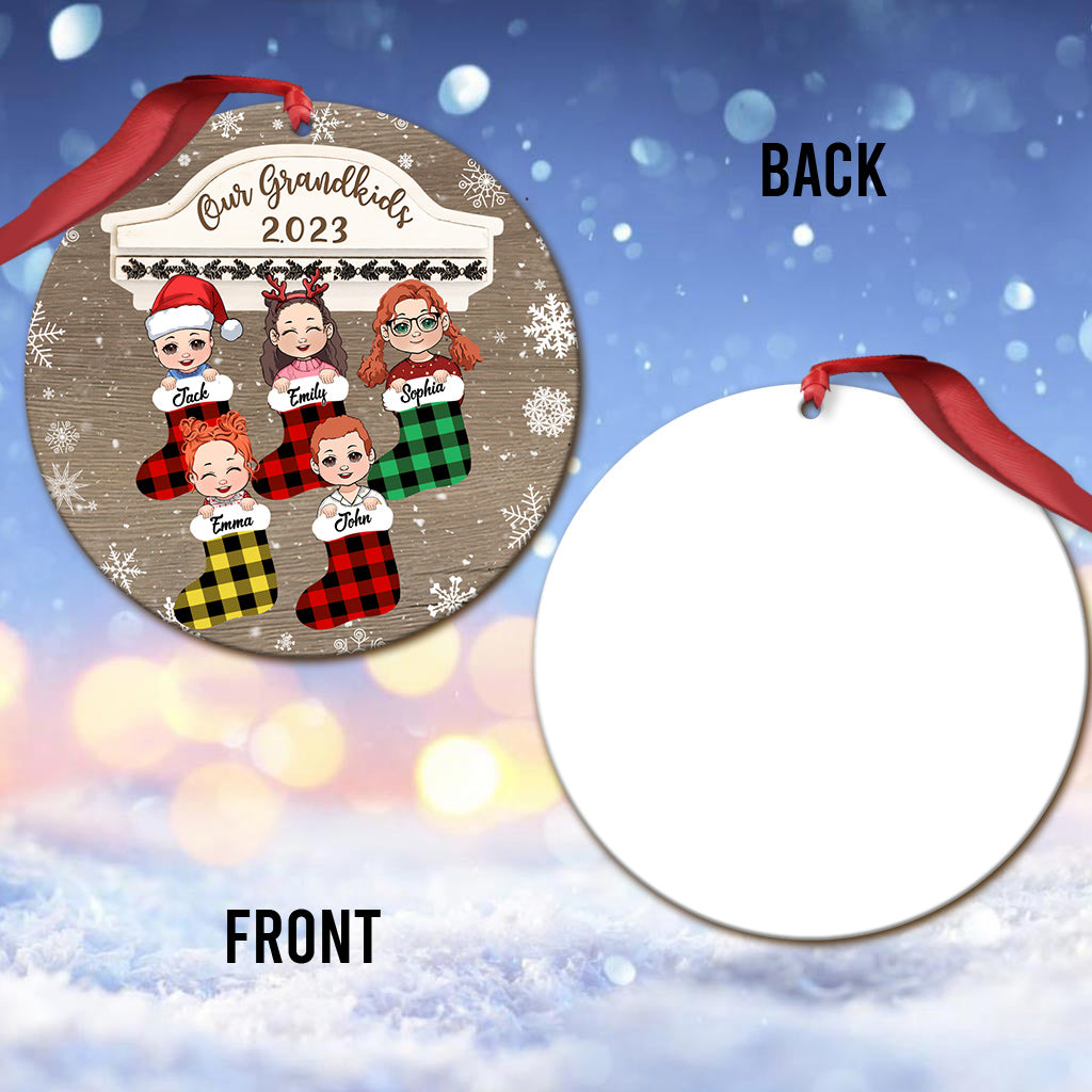 Unsere Enkelkinder 2023 – Personalisierter Oma-Weihnachtsbaumschmuck