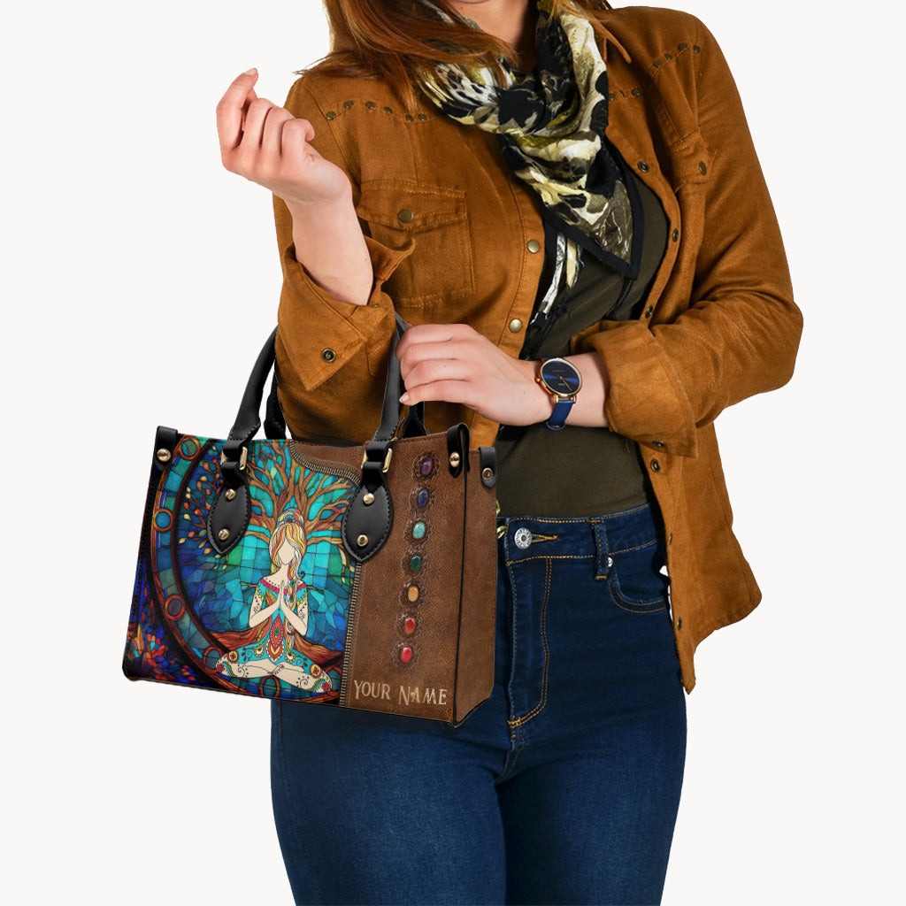 Namaste Green – Personalisierte Yoga-Lederhandtasche