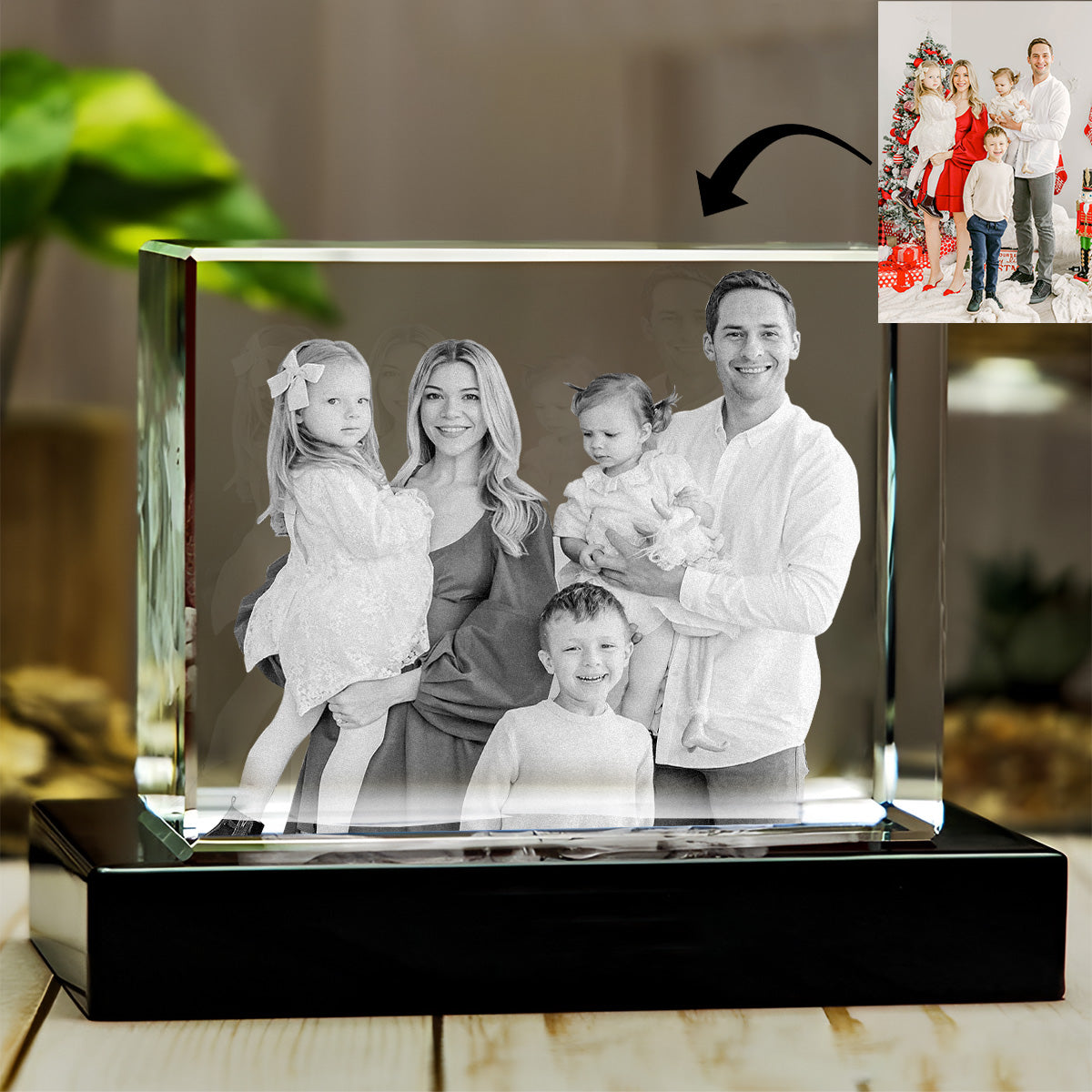 Individuelles Foto – Personalisierte Familien-Lasergravur auf 3D-Kristalllampe in Quaderform