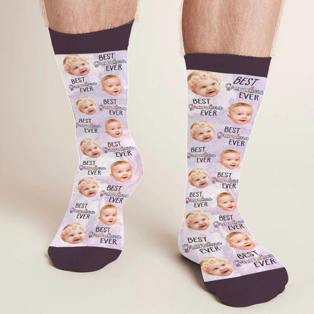 Die beste Oma der Welt – Geschenk für Mama, Tante – Personalisierte Socken