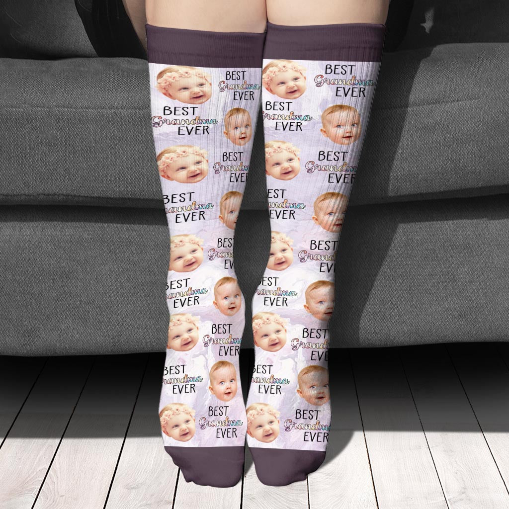 Die beste Oma der Welt – Geschenk für Mama, Tante – Personalisierte Socken