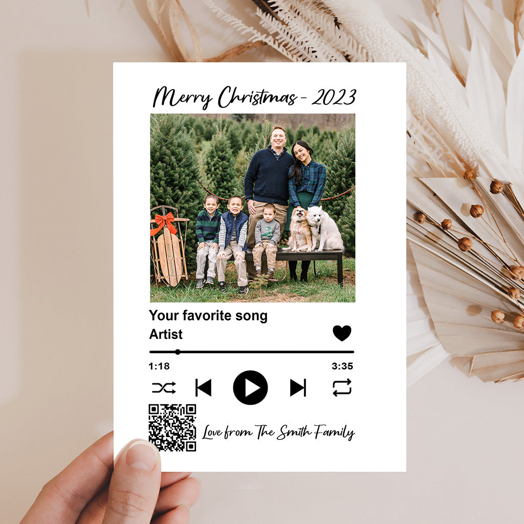 Foto eingefügt, Lieblingslied, scannbarer QR-Code – personalisierte Familiengrußkarte