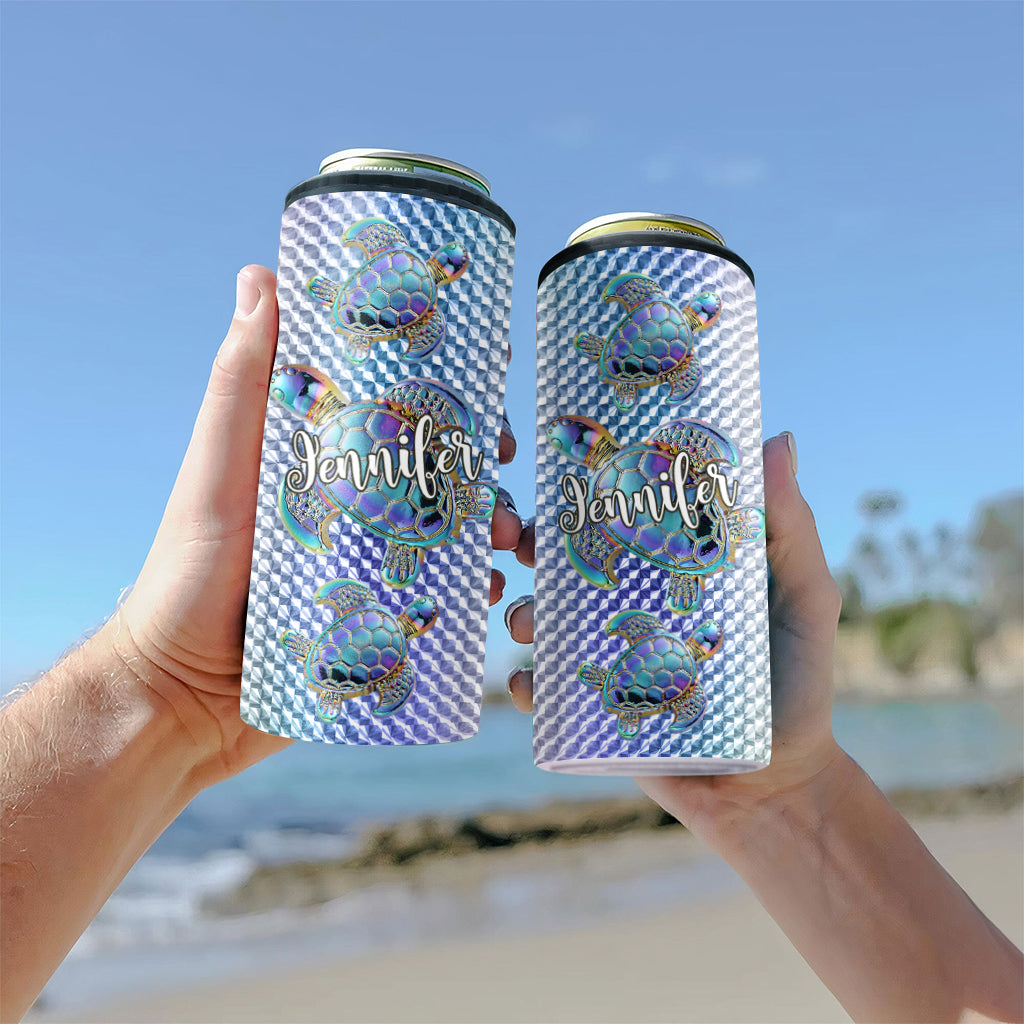 Salty Lil Beach – Personalisierter Dosenkühler in Schildkrötenform