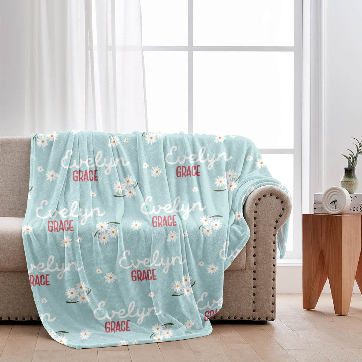 Daisy – Personalisierte Babydecke mit individuellem Namen