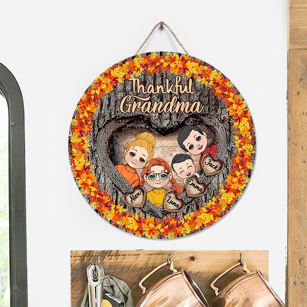 Thankful Grandma - Gift for grandma - Personalized Round Wood Sign