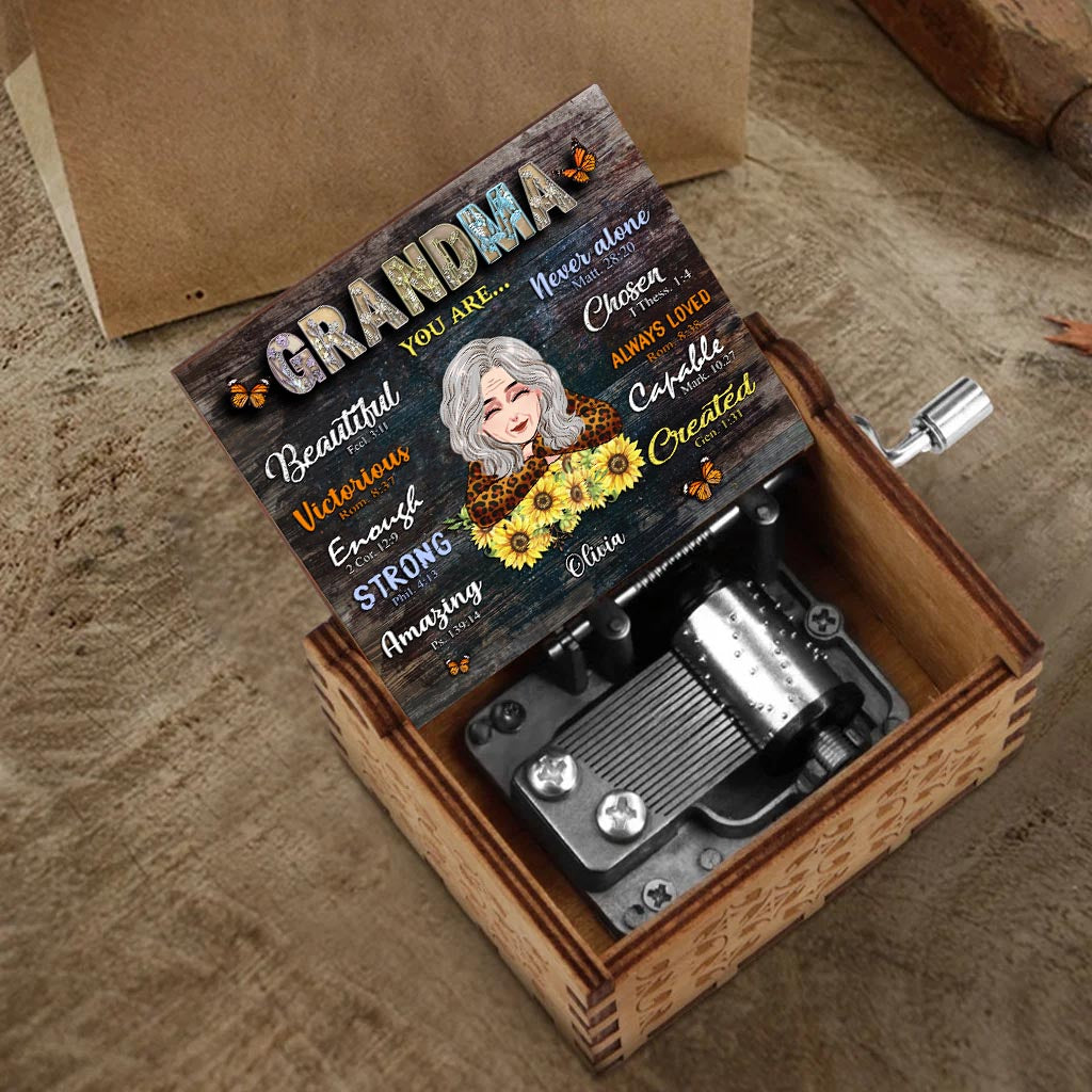 Mama, du bist es! – Geschenk für Mama, Tante, Oma – Personalisierte Spieluhr mit Handkurbel