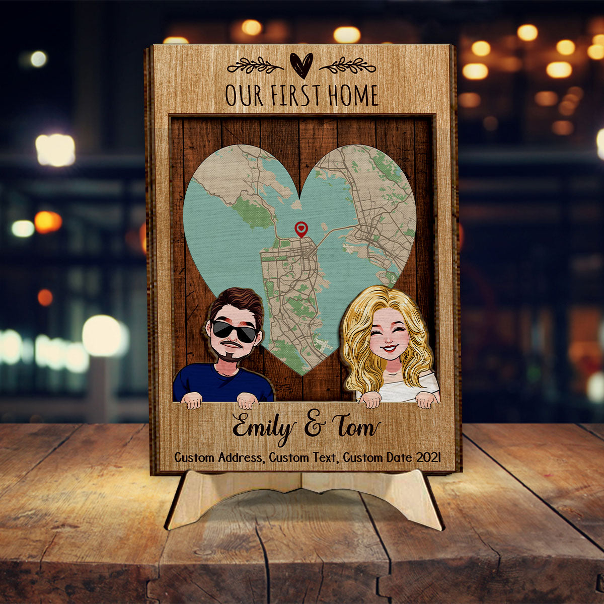 Unser erstes Zuhause – Personalisiertes Einweihungsschild aus zwei Holzschichten / Holzplakette