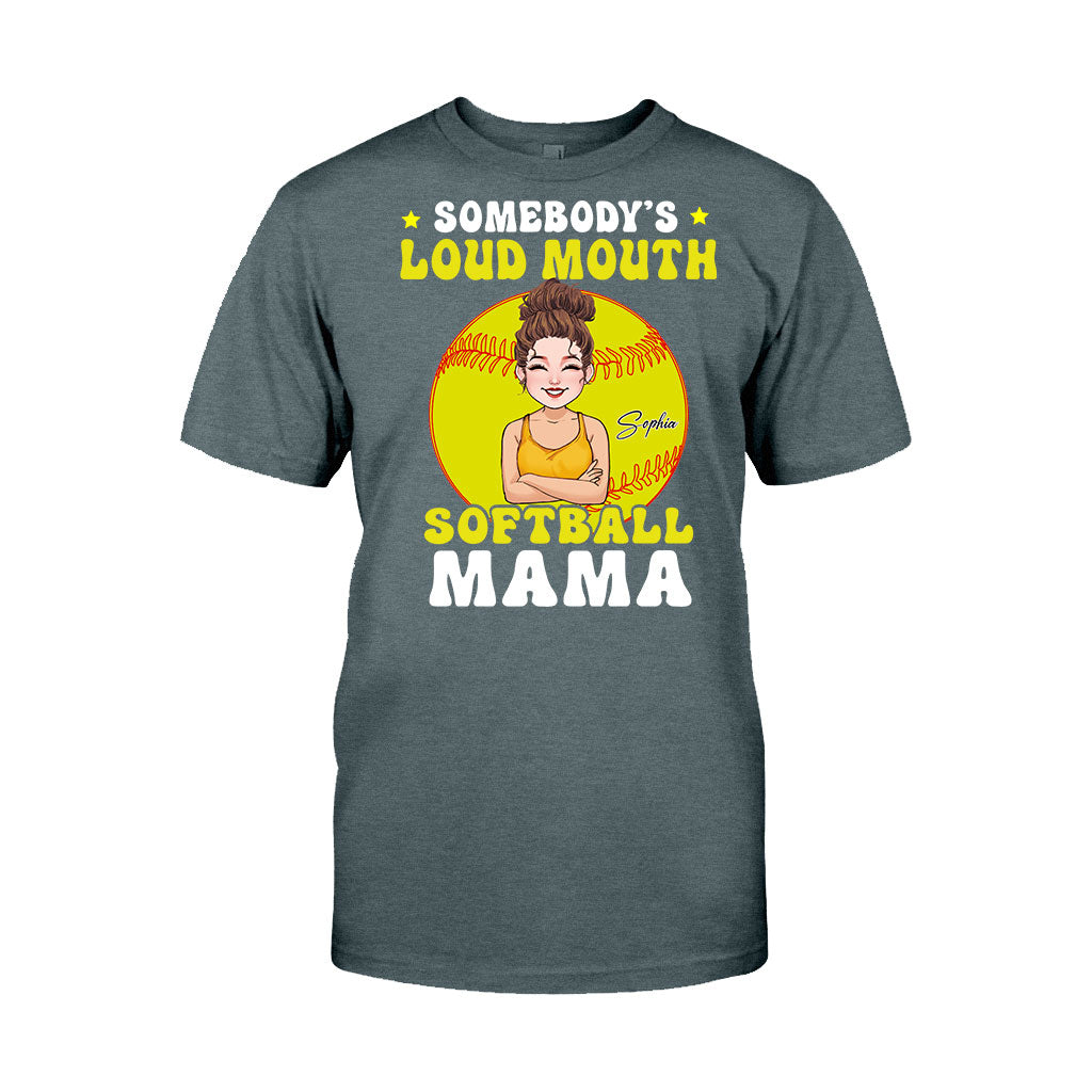 Softball-Mama mit lauter Klappe – Personalisiertes Softball-T-Shirt und Hoodie
