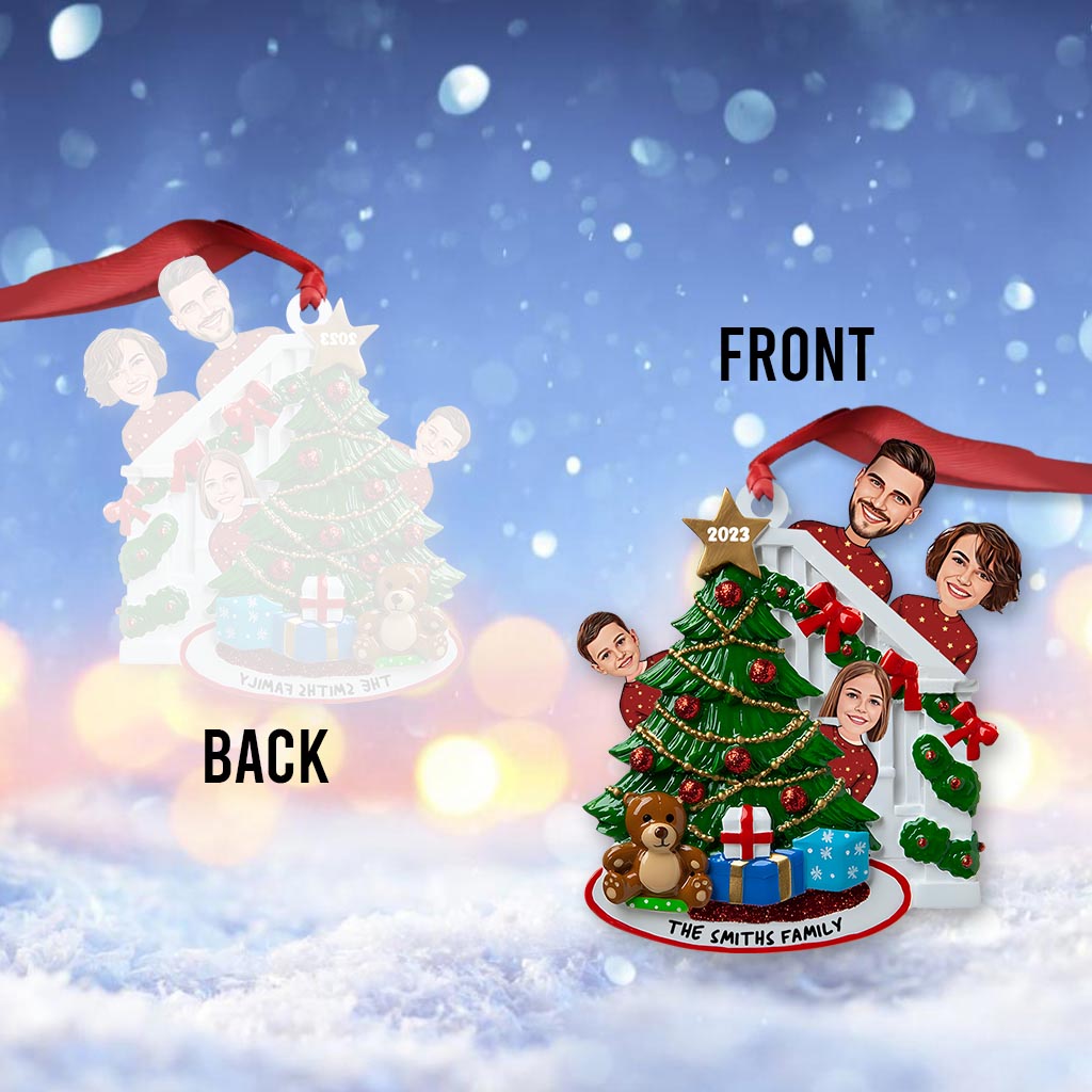 Treppenhaus-Cartoon-Familie – Personalisierter Familienschmuck