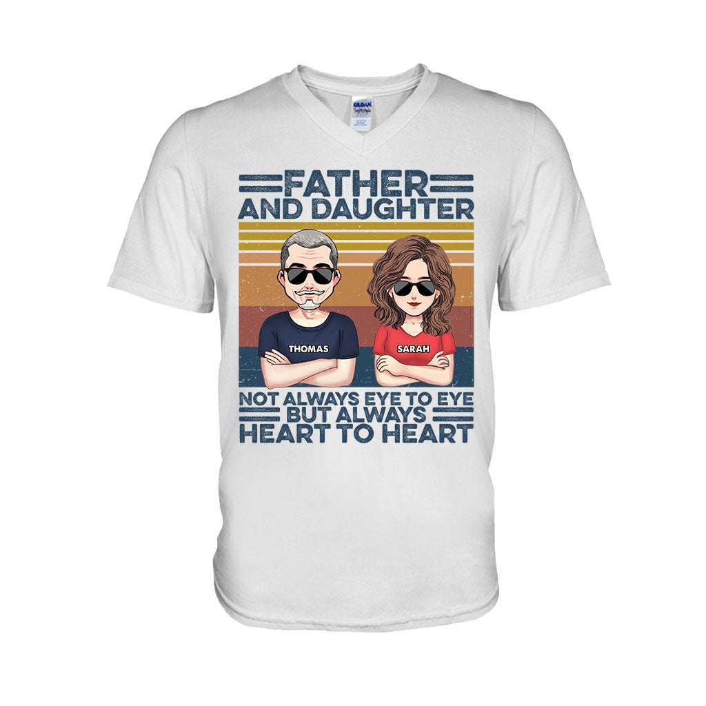 Wie der Vater, so der Sohn – Geschenk für Papa – Personalisiertes T-Shirt und Hoodie