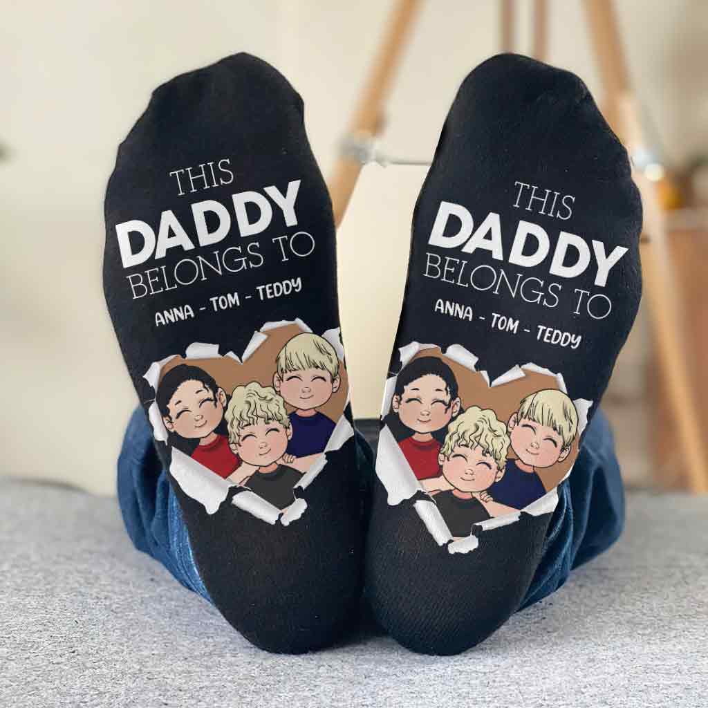 Diese Papa-Socken gehören - Personalisierte Vätersocken