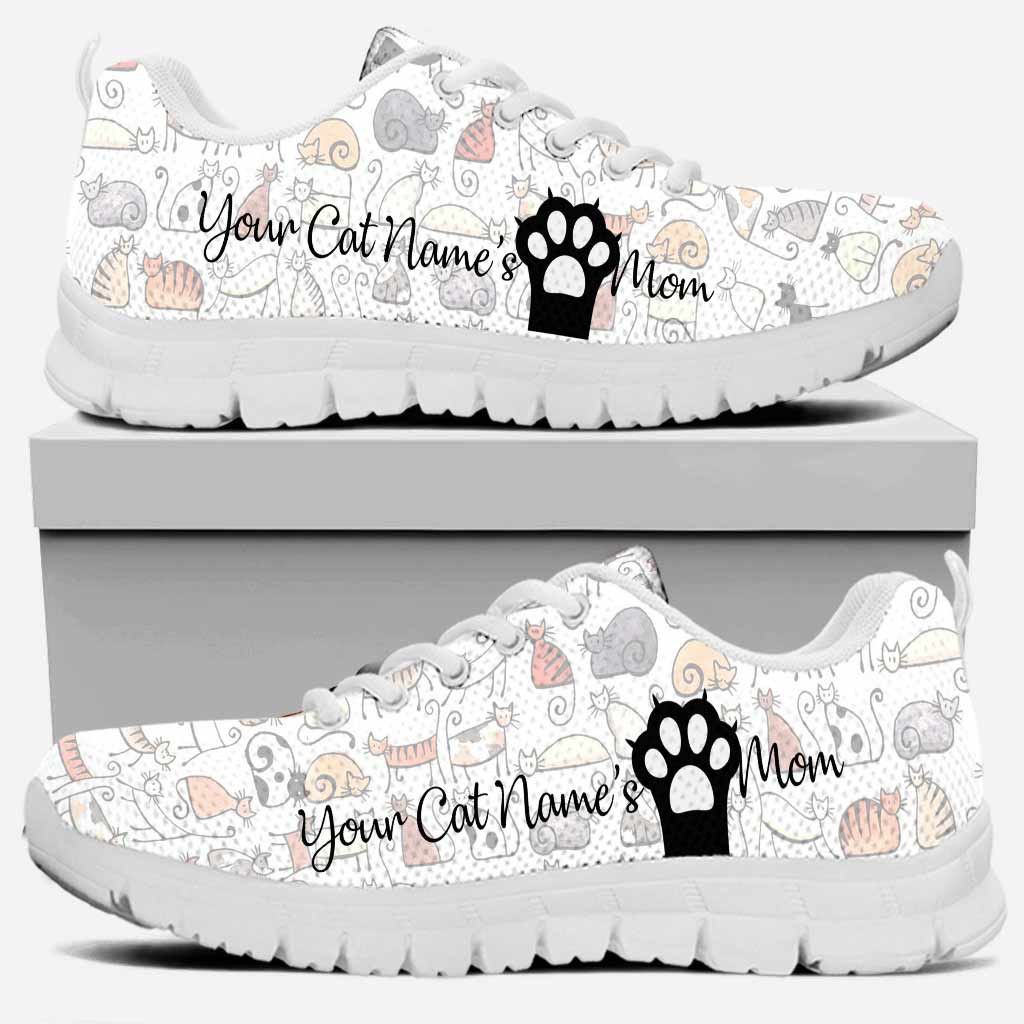 Personalisierte Sneaker mit Katzenmotiv