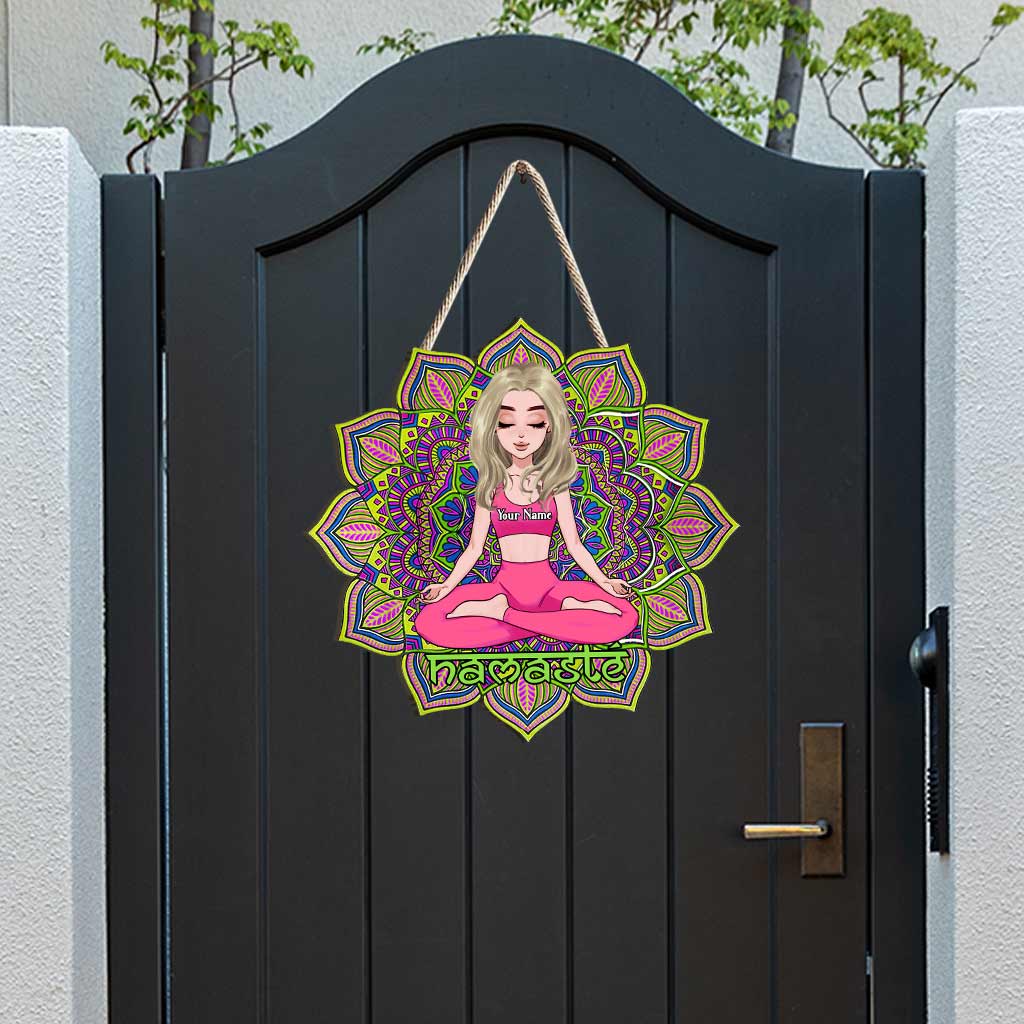 Namaste – Personalisiertes Yoga-Holzschild