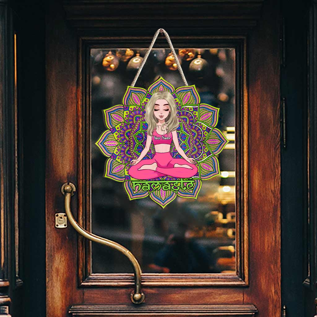 Namaste – Personalisiertes Yoga-Holzschild
