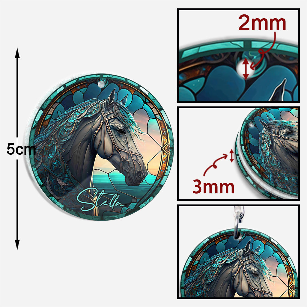 Pferd aus Buntglas - Personalisierter Pferde-Schlüsselanhänger (beidseitig bedruckt)