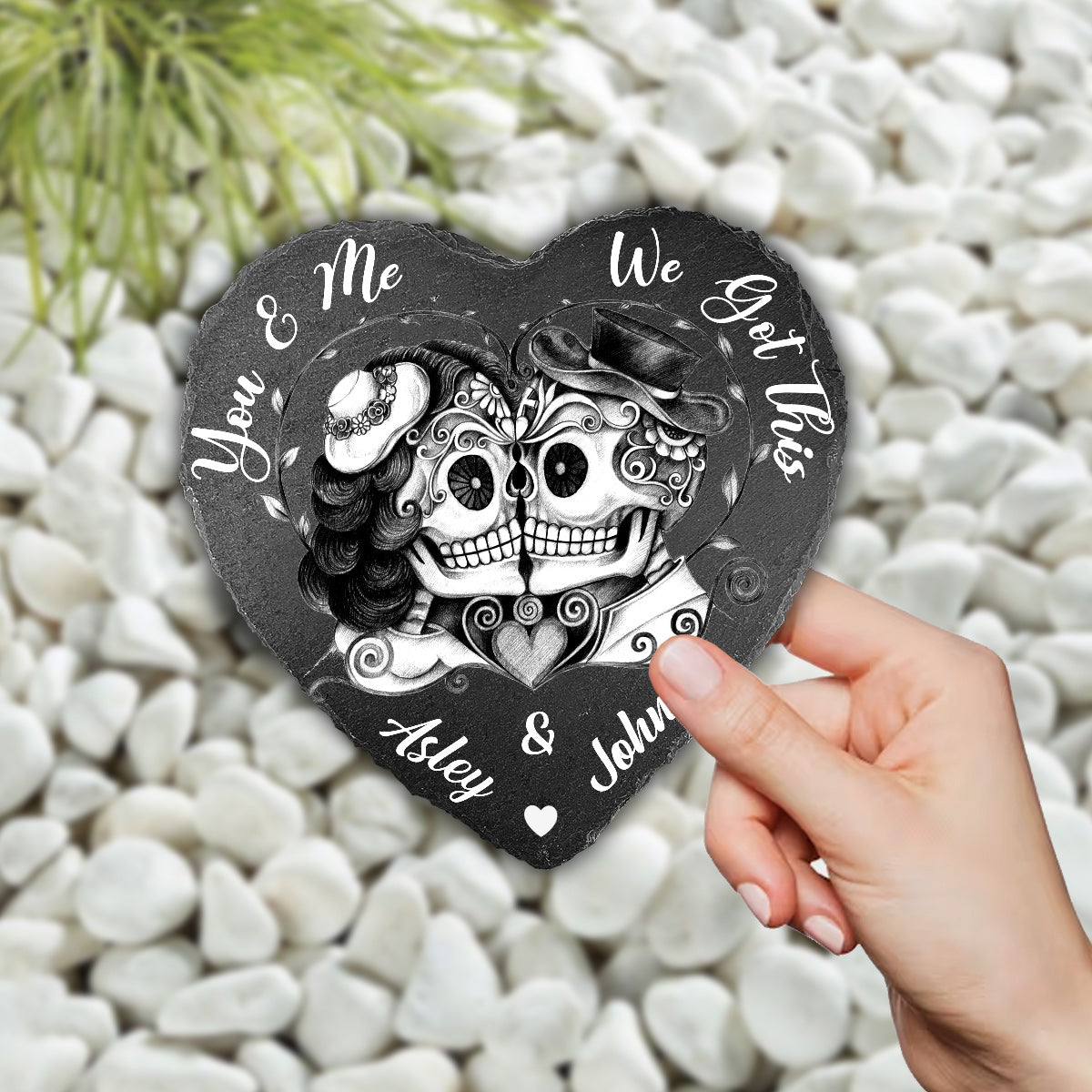 Du und ich, wir schaffen das – personalisierter herzförmiger Stein für Paare