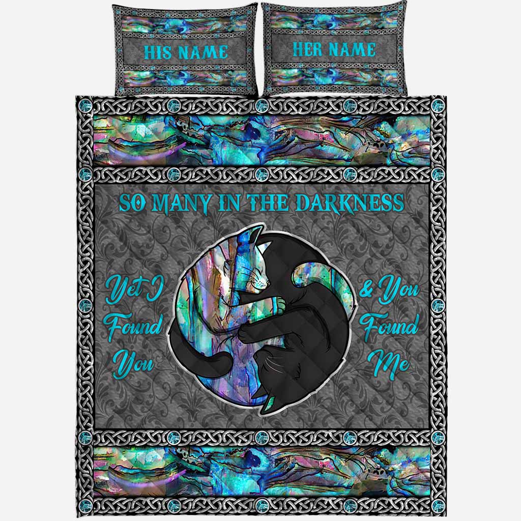 So Many In The Darkness - Personalized Cat Quilt Set