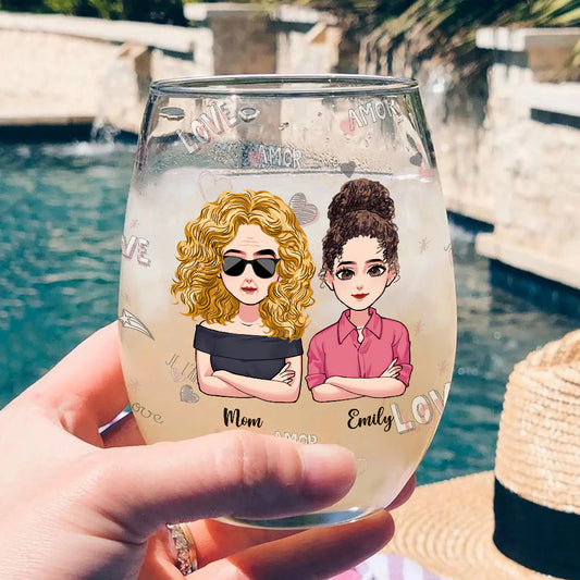 Mein Lieblingskind schenkte mir dieses Glas – personalisiertes Weinglas zum Muttertag mit Aufschrift „Mother All Over“.