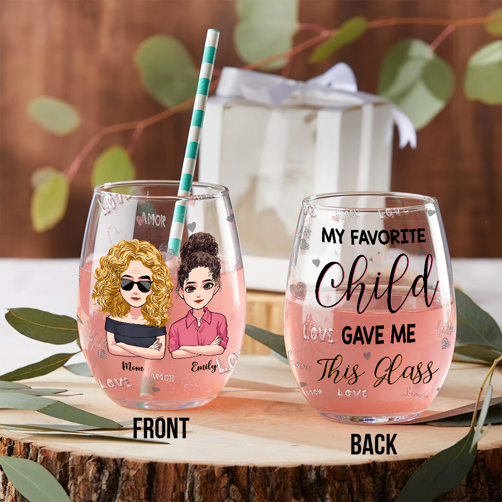 Mein Lieblingskind schenkte mir dieses Glas – personalisiertes Weinglas zum Muttertag mit Aufschrift „Mother All Over“.