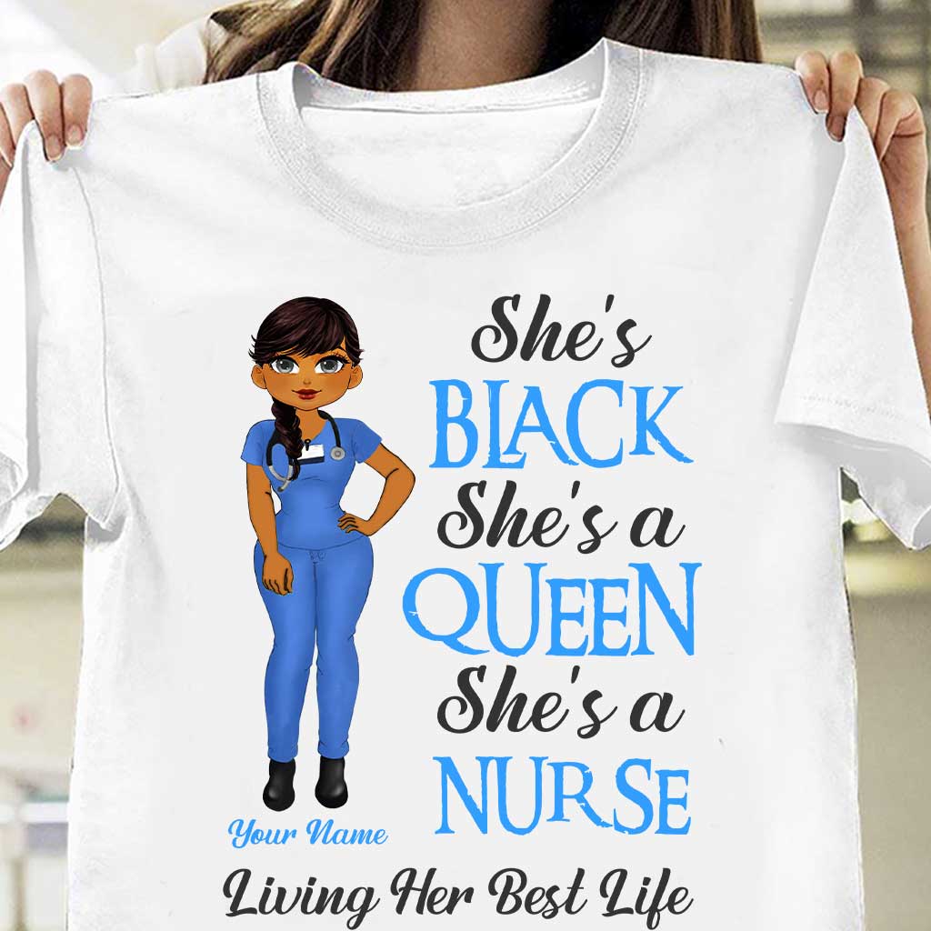 Schwarze Krankenschwester – Personalisiertes T-Shirt und Hoodie für Krankenschwestern