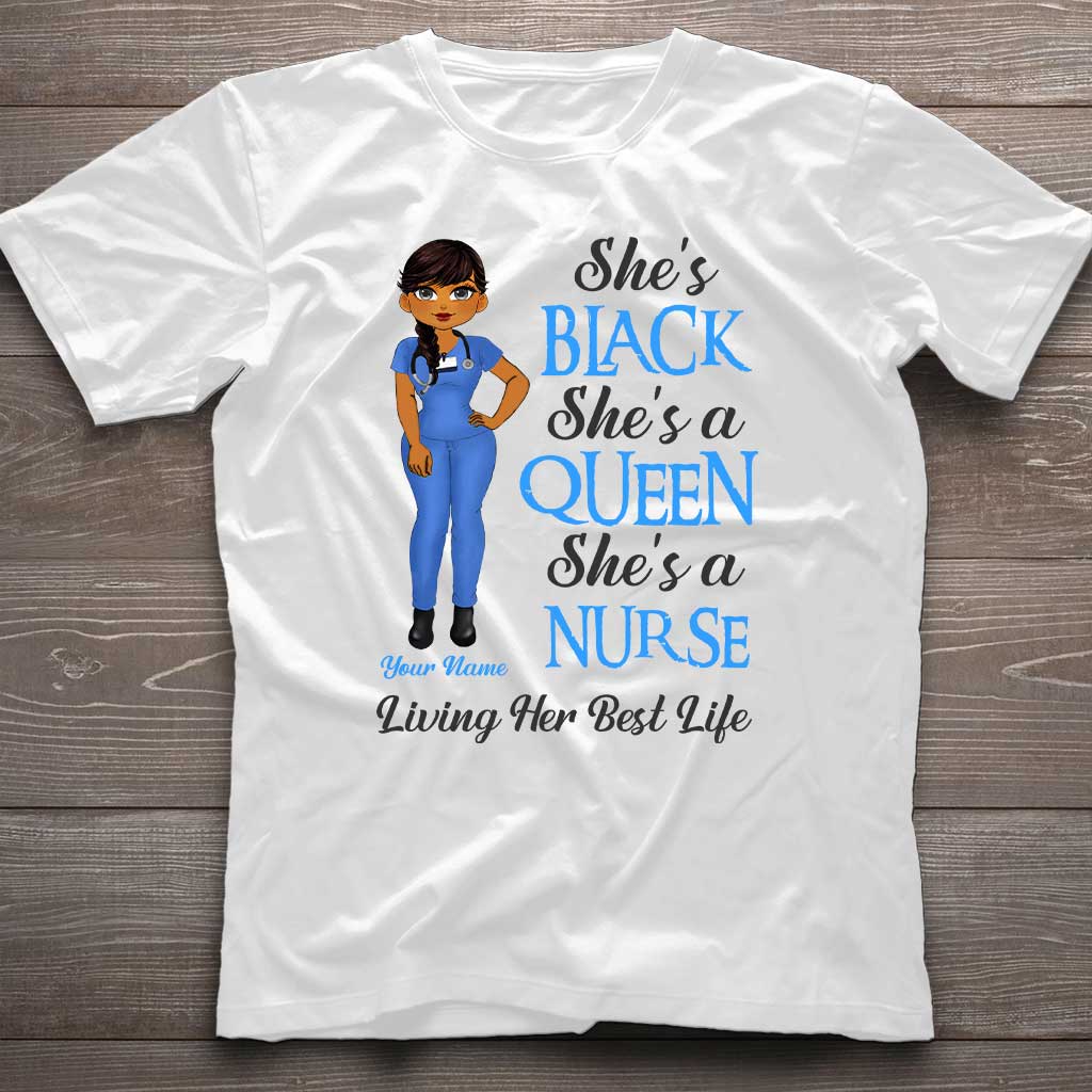 Schwarze Krankenschwester – Personalisiertes T-Shirt und Hoodie für Krankenschwestern
