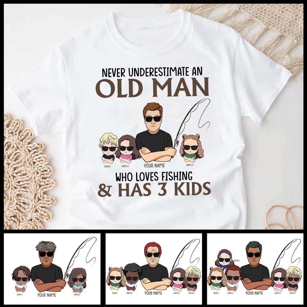 Unterschätze niemals einen alten Mann, der gerne angelt – personalisiertes Vatertags-T-Shirt und Hoodie
