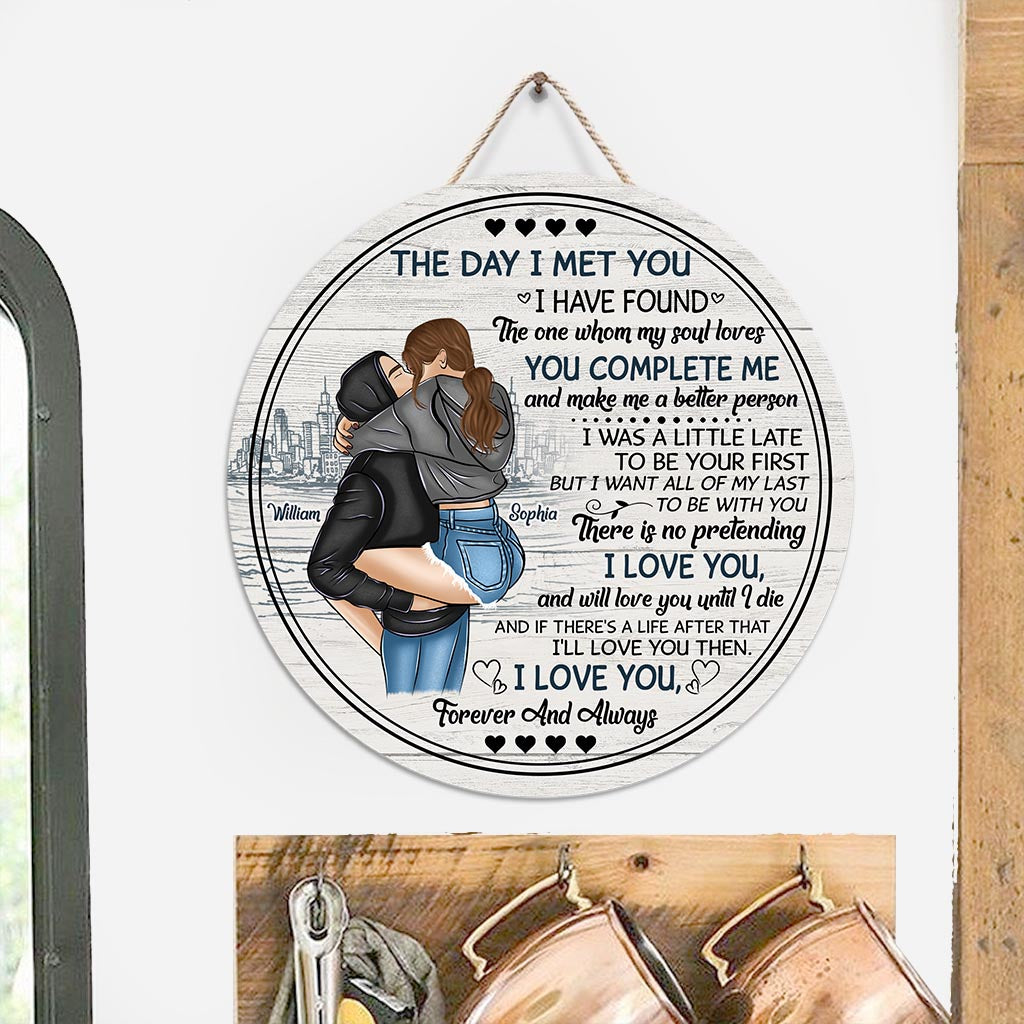 Der Tag, an dem ich dich traf - Personalisiertes rundes Holzschild für Paare
