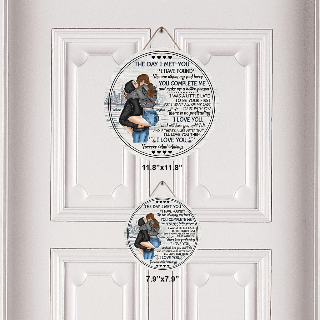 Der Tag, an dem ich dich traf - Personalisiertes rundes Holzschild für Paare